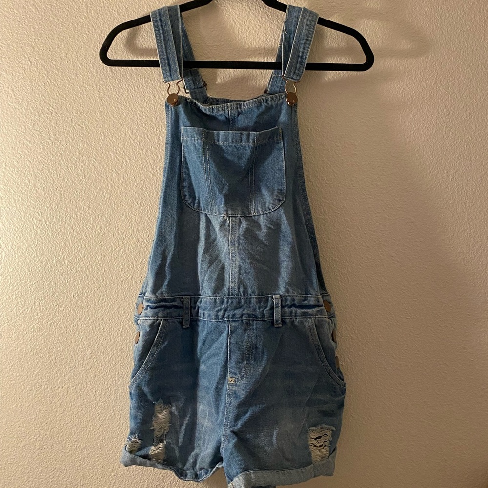 BLUE COTTON ON OVERALLS